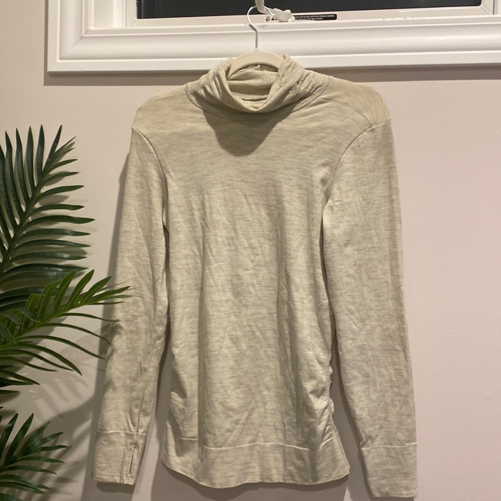 Stretchy thin cowl neck